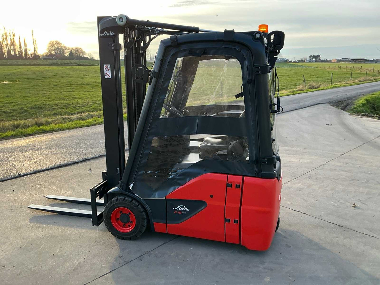 رافعة شوكية 2023 LINDE E15-02 FORKLIFT: صورة 42