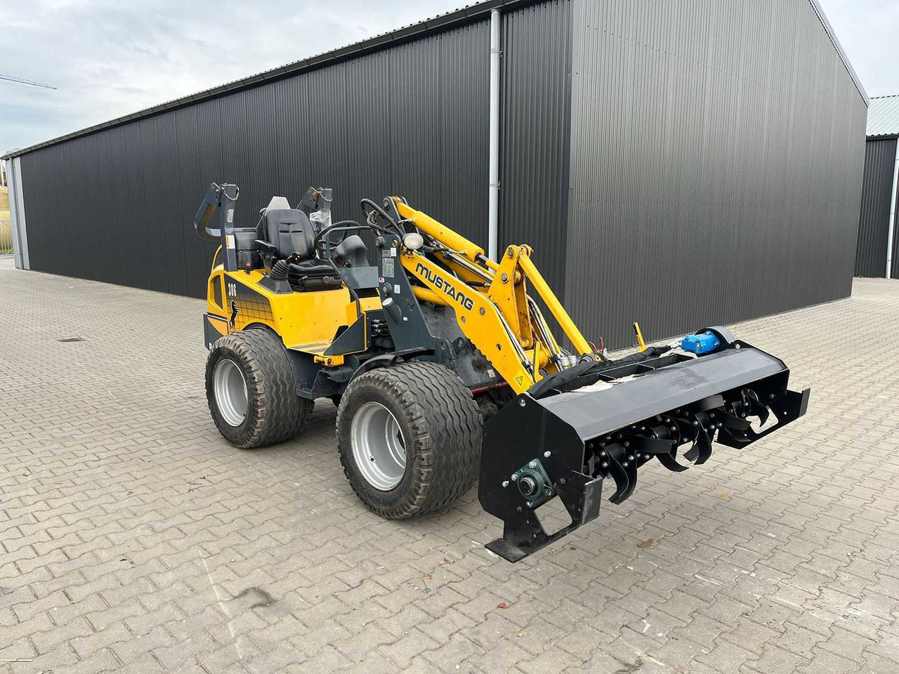 2025 - Easy-Going Tiller. - محراث الدوار: صورة 5 2025 - Easy-Going Tiller. - محراث الدوار: صورة 5