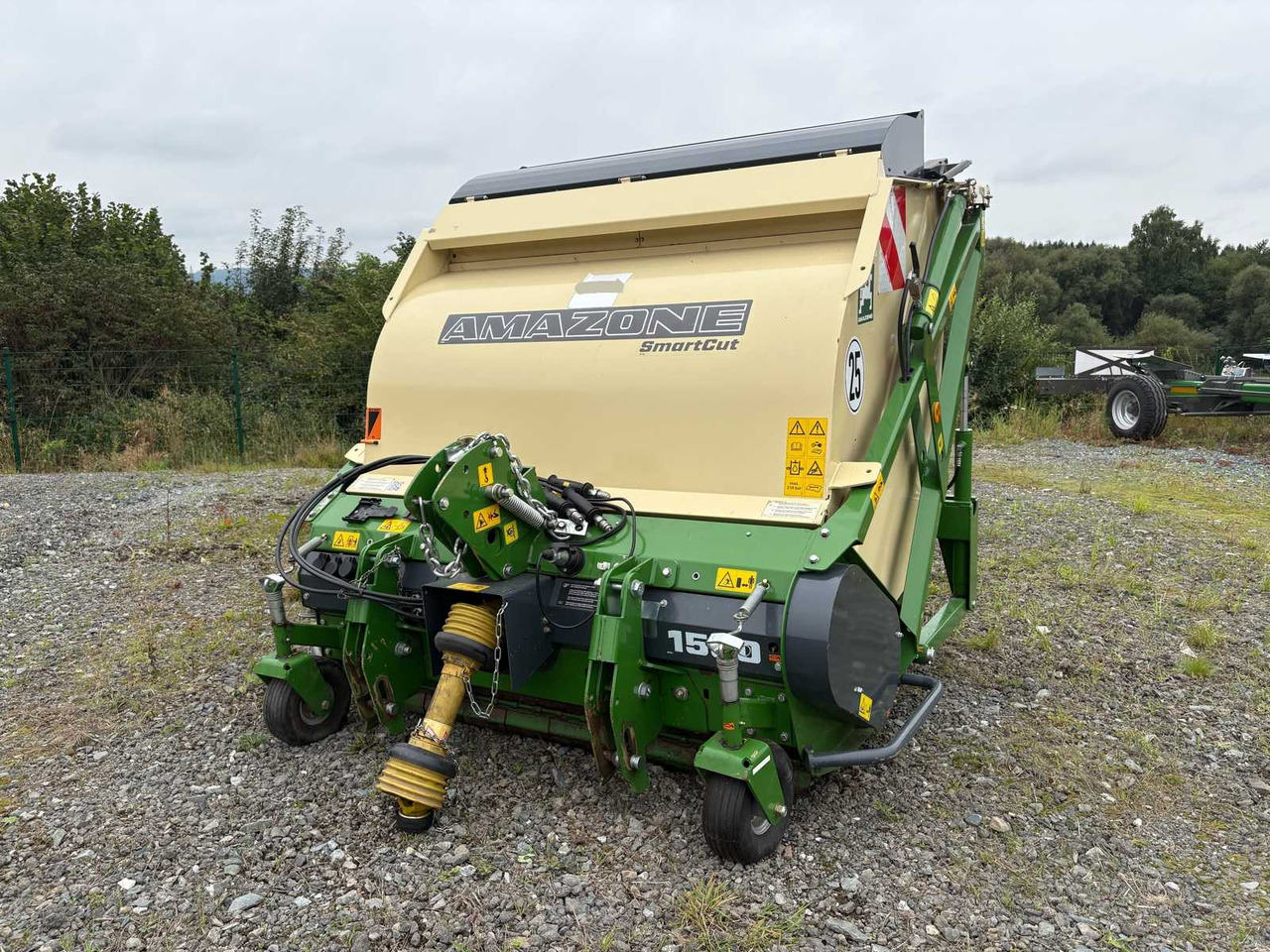 Amazone Grashopper GHLT 1500 SmartCut - آلات الحصاد: صورة 3 Amazone Grashopper GHLT 1500 SmartCut - آلات الحصاد: صورة 3