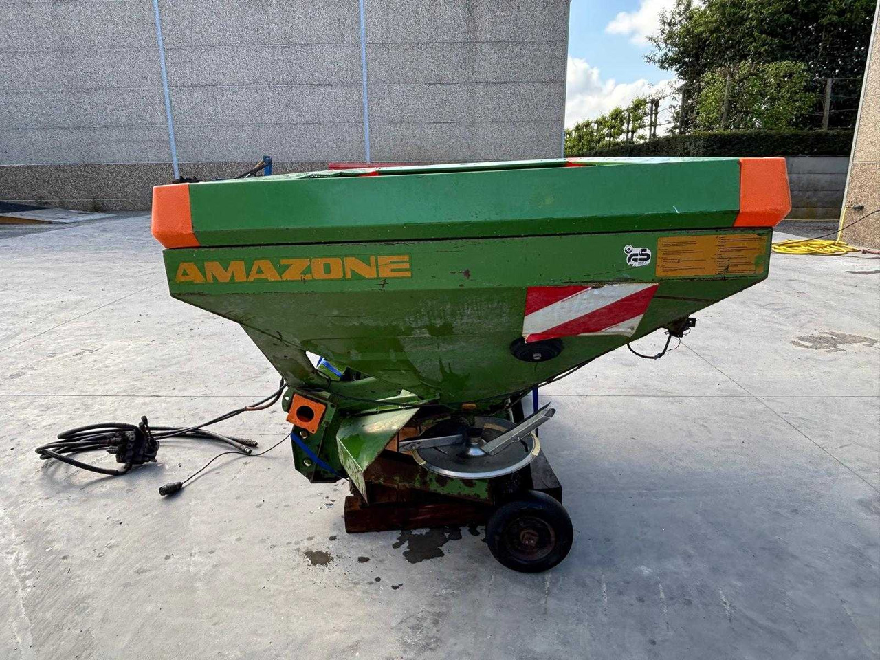 Amazone ZA-M 1000 - آلة نشر السماد: صورة 4 Amazone ZA-M 1000 - آلة نشر السماد: صورة 4