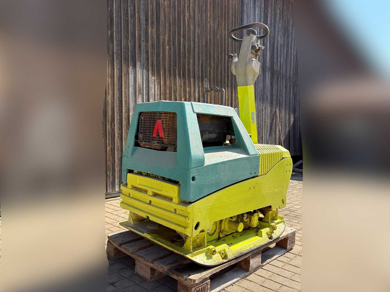 Ammann APH 100 - 20 - صفيحة هزازة: صورة 1 Ammann APH 100 - 20 - صفيحة هزازة: صورة 1