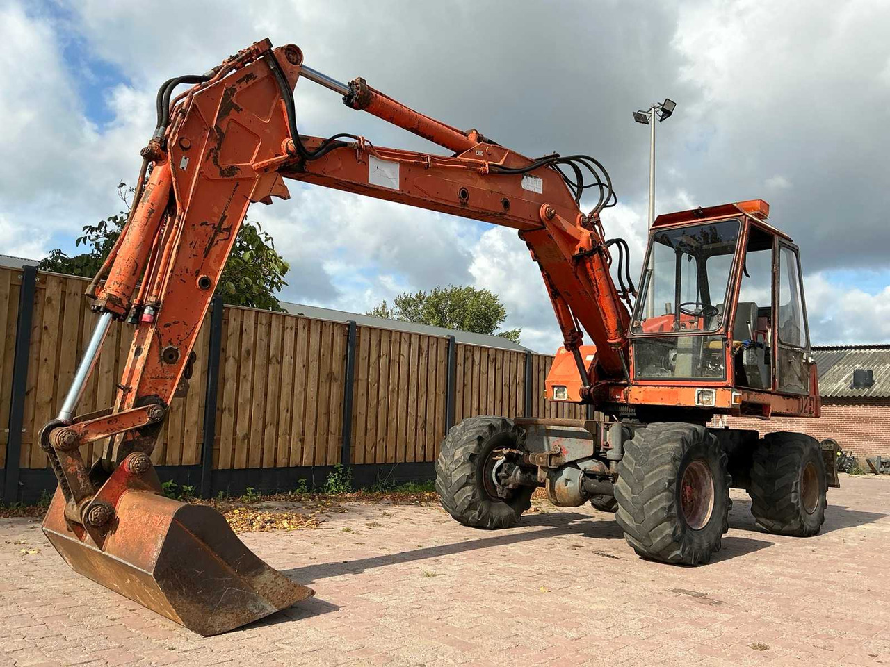 Atlas 1302 - موبايل كرين: صورة 1 Atlas 1302 - موبايل كرين: صورة 1