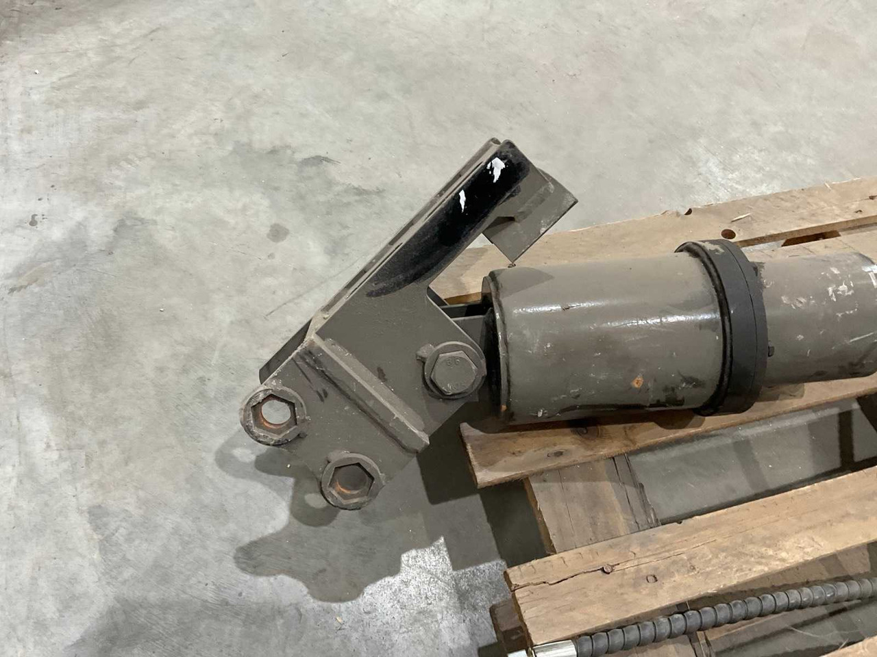 Auger for mini excavator - بريمة حفر - آلات زراعية: صورة 5 Auger for mini excavator - بريمة حفر - آلات زراعية: صورة 5