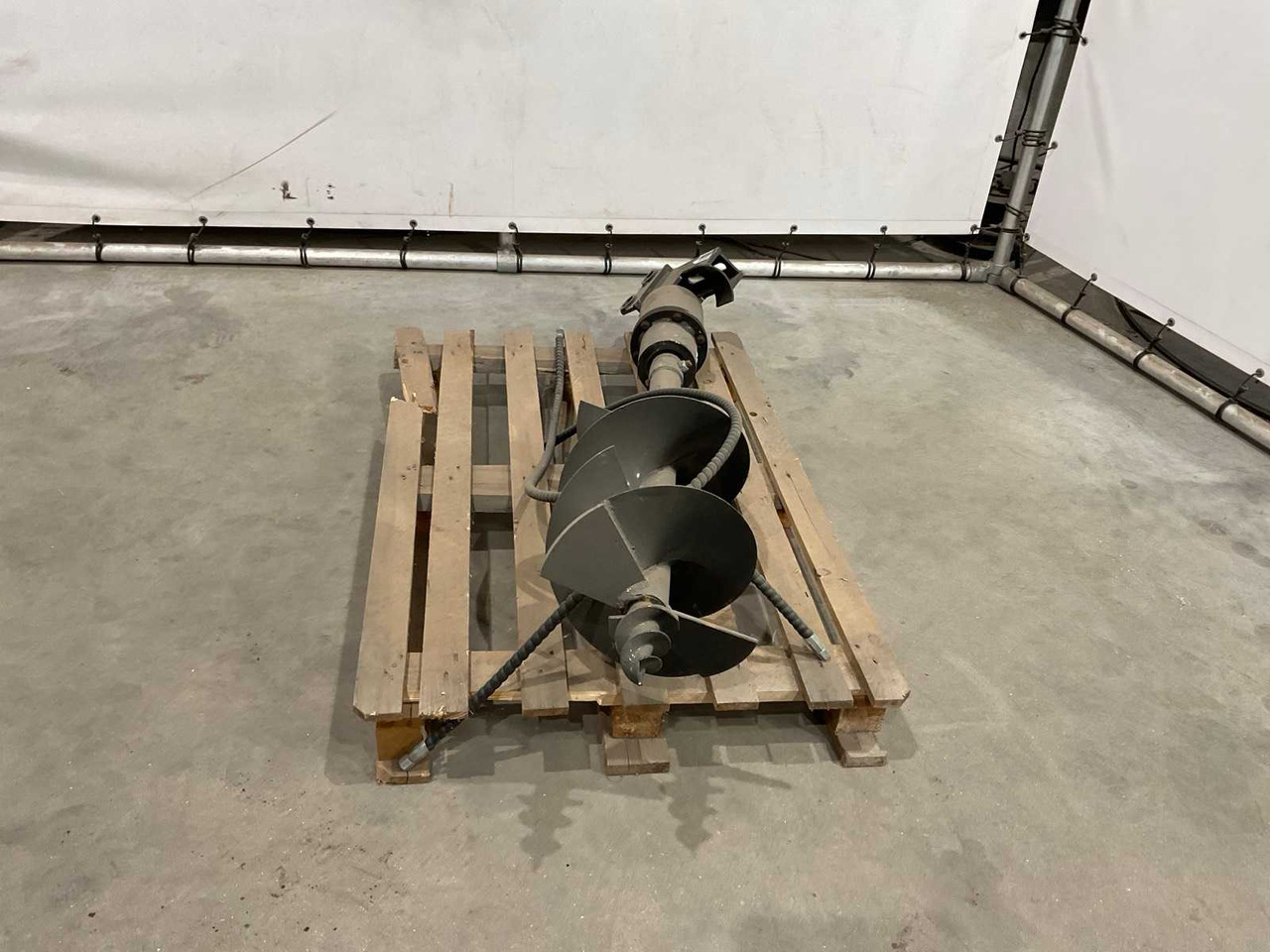 Auger for mini excavator - بريمة حفر - آلات زراعية: صورة 3 Auger for mini excavator - بريمة حفر - آلات زراعية: صورة 3