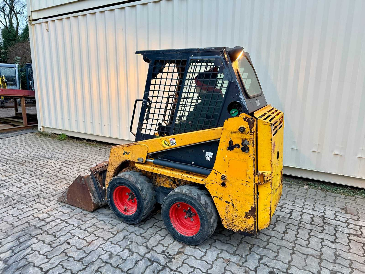BOBCAT - S70 - 2016 - SKID STEER LOADERS - اللودر المجنزر صغير: صورة 4 BOBCAT - S70 - 2016 - SKID STEER LOADERS - اللودر المجنزر صغير: صورة 4