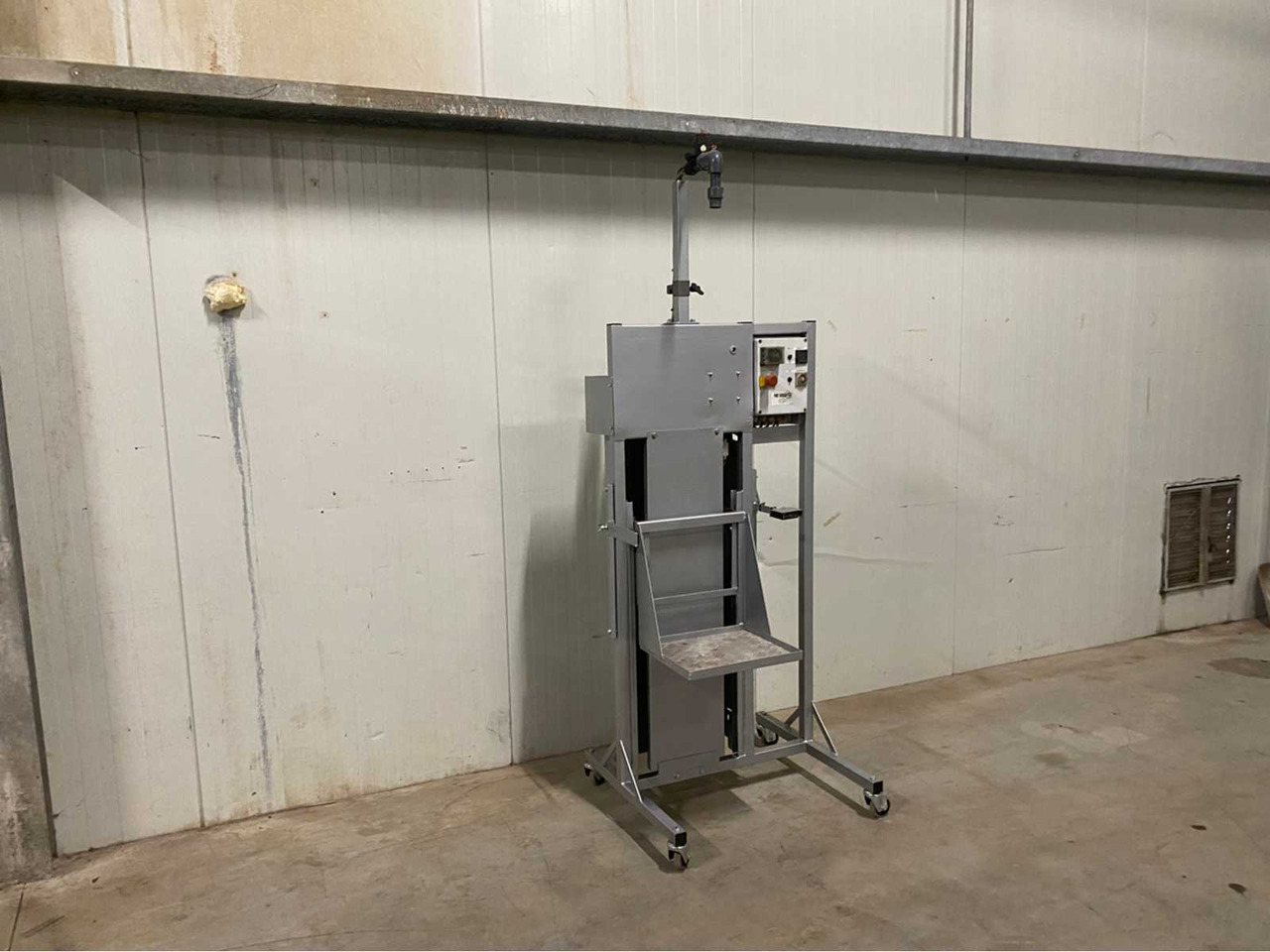 Berg 40130/BEM05C - معدات ما بعد الحصاد: صورة 1 Berg 40130/BEM05C - معدات ما بعد الحصاد: صورة 1