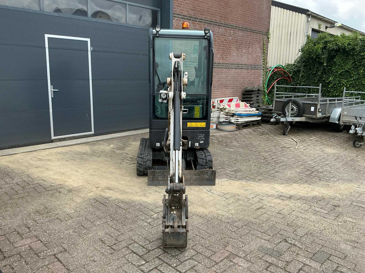 Bobcat E17 - حفار صغير: صورة 2 Bobcat E17 - حفار صغير: صورة 2