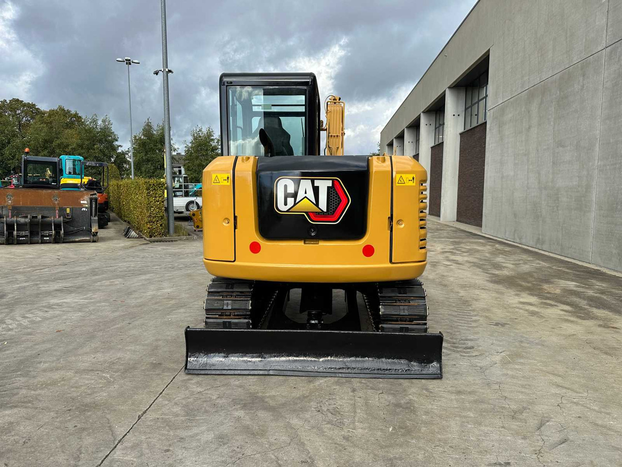 CATERPILLAR - 2017 - 305.5E2 - MINI EXCAVATOR - حفار صغير: صورة 5 CATERPILLAR - 2017 - 305.5E2 - MINI EXCAVATOR - حفار صغير: صورة 5