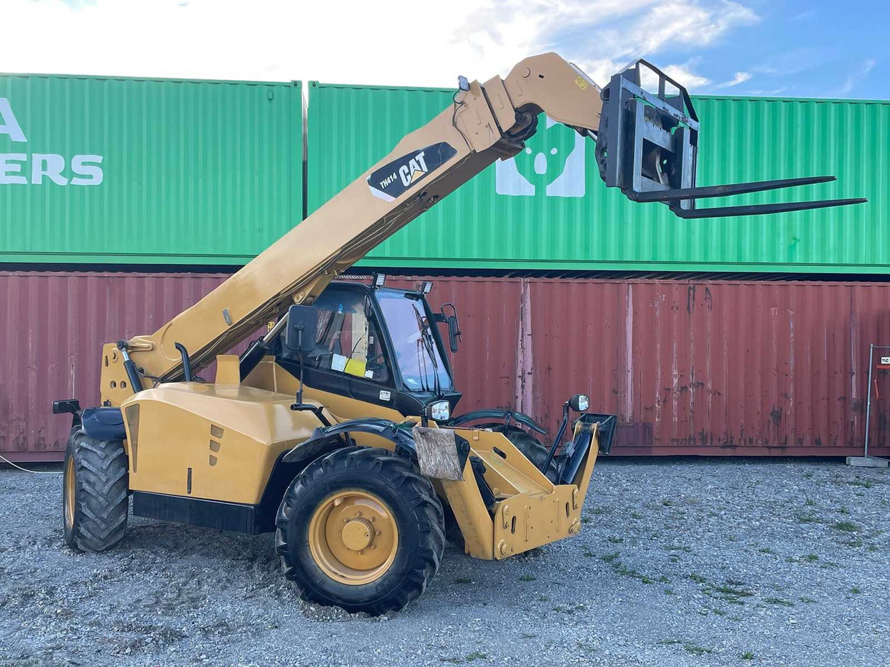 Caterpillar TH414 - اللودر بعجل: صورة 3 Caterpillar TH414 - اللودر بعجل: صورة 3
