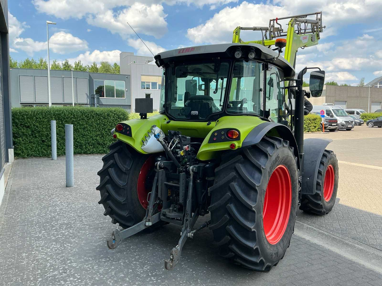 Claas 420 arion - جرار: صورة 4 Claas 420 arion - جرار: صورة 4