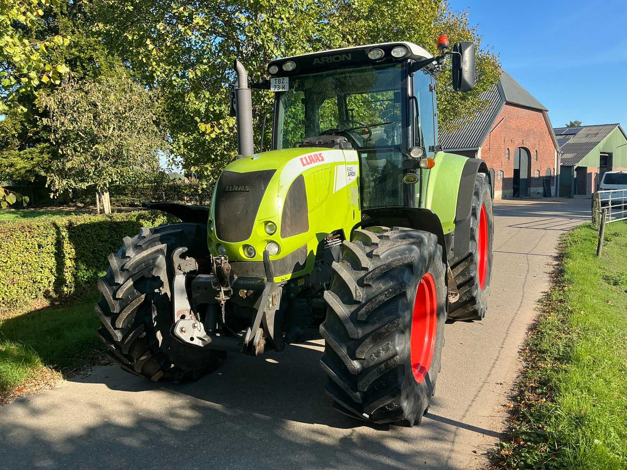 Claas 640 Arion A19 - جرار: صورة 1 Claas 640 Arion A19 - جرار: صورة 1