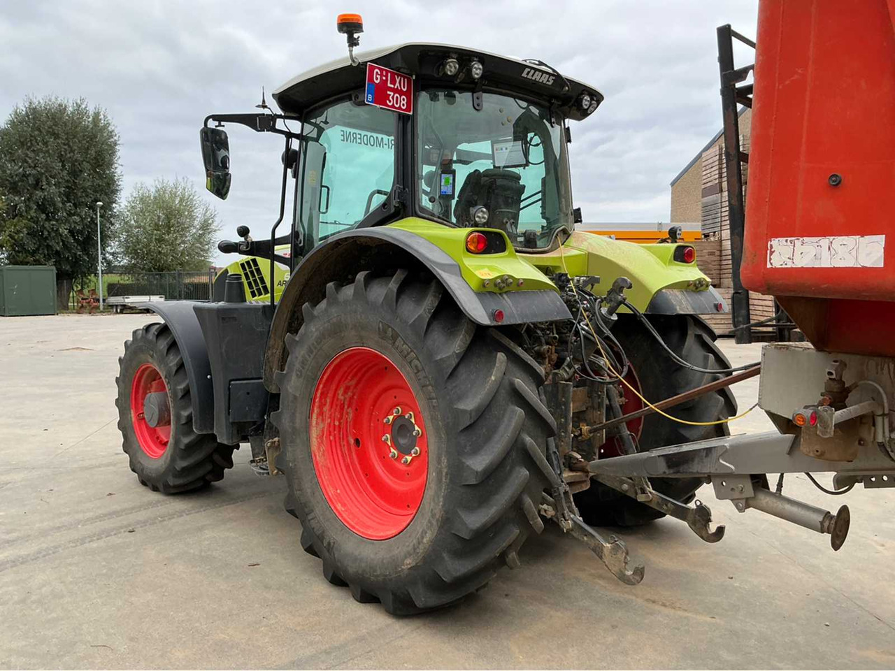 Claas ARION 660 - جرار: صورة 1 Claas ARION 660 - جرار: صورة 1