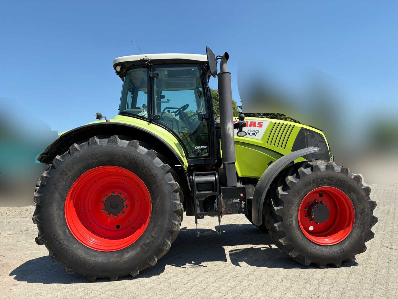 Claas Axion 840 C-Matic - جرار: صورة 4 Claas Axion 840 C-Matic - جرار: صورة 4