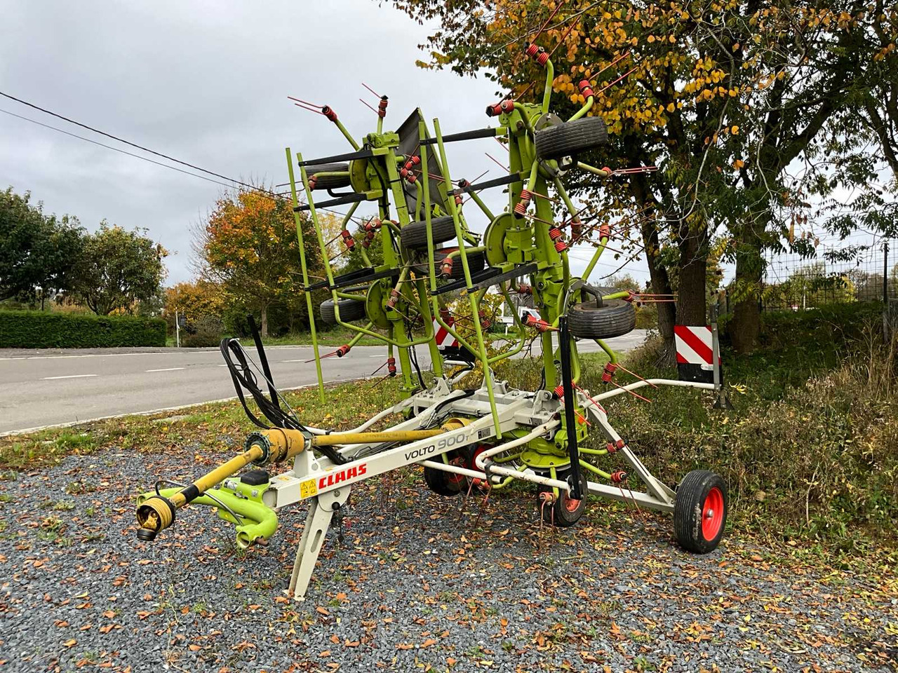 Claas Volto 900T - ماكينات نشر التبن: صورة 1 Claas Volto 900T - ماكينات نشر التبن: صورة 1