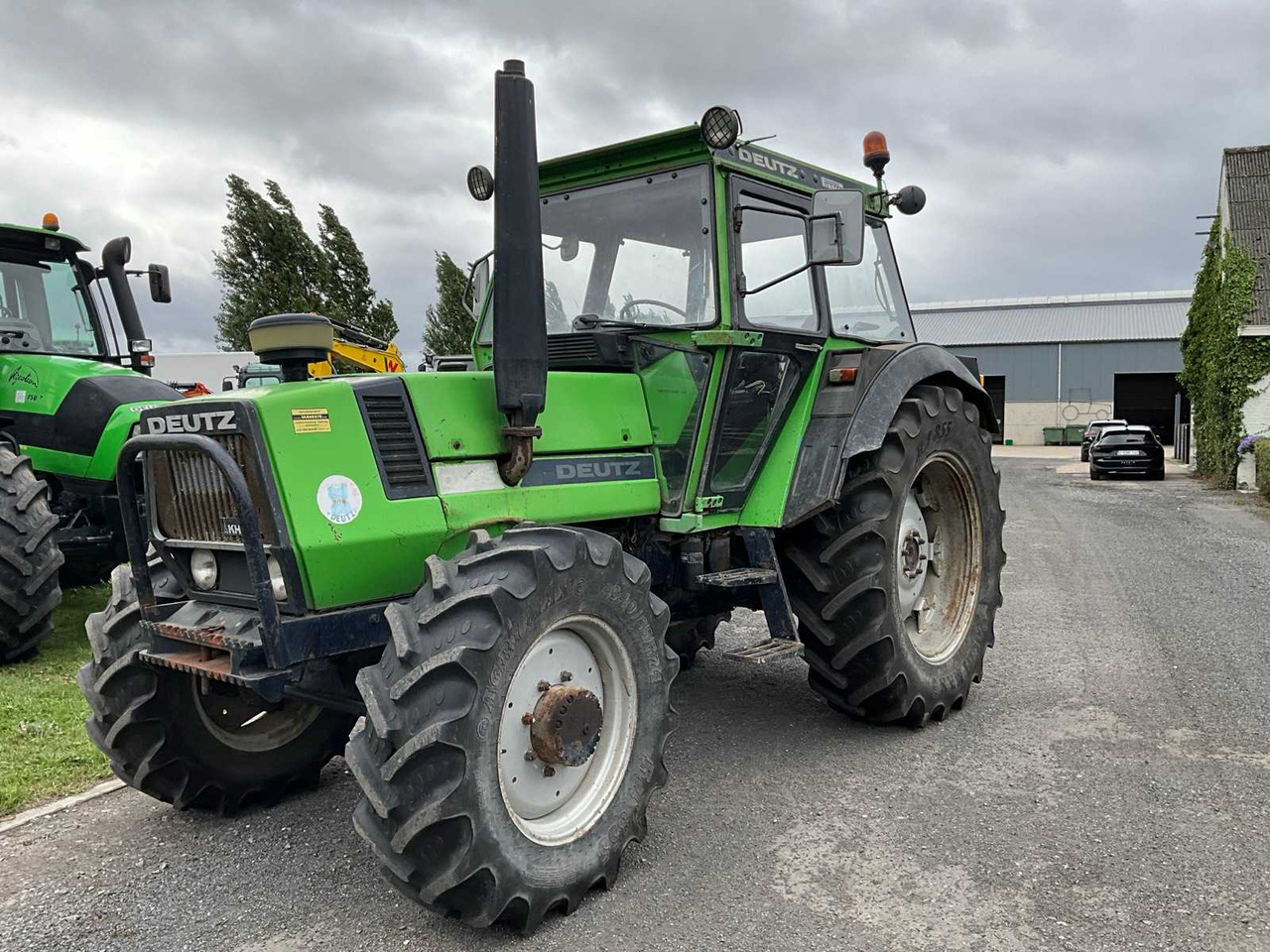 Deutz DX85 - جرار: صورة 1 Deutz DX85 - جرار: صورة 1