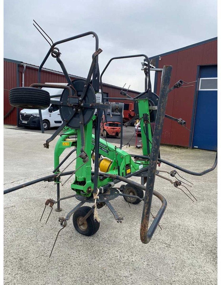 Deutz Fahr CONDIMASTER 4621 - ماكينات نشر التبن: صورة 3 Deutz Fahr CONDIMASTER 4621 - ماكينات نشر التبن: صورة 3