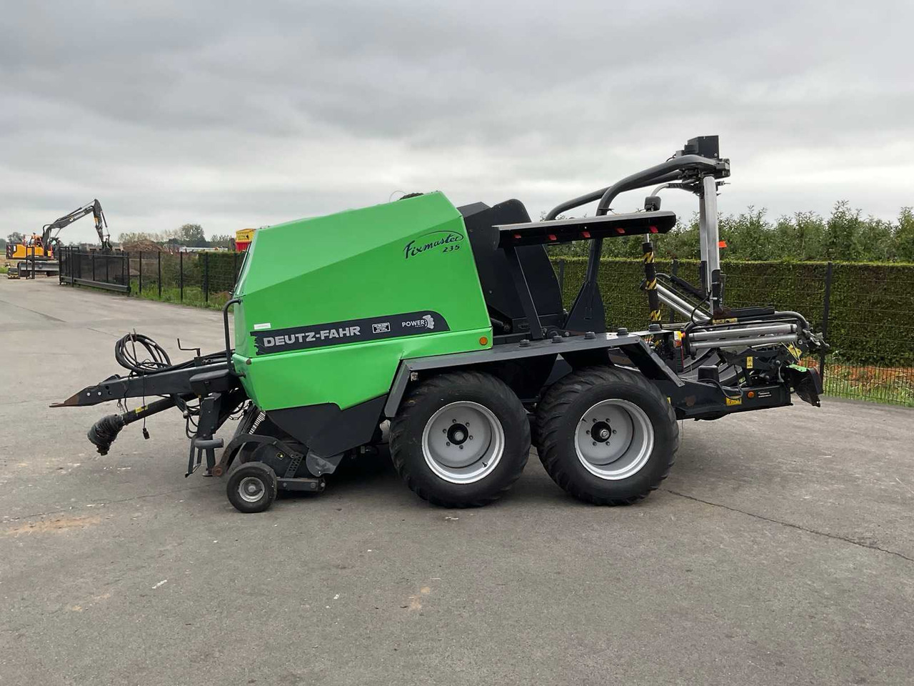 Deutz-Fahr Fixmaster 235 - آلة بالات دائرية, آلة لف بالات: صورة 3 Deutz-Fahr Fixmaster 235 - آلة بالات دائرية, آلة لف بالات: صورة 3