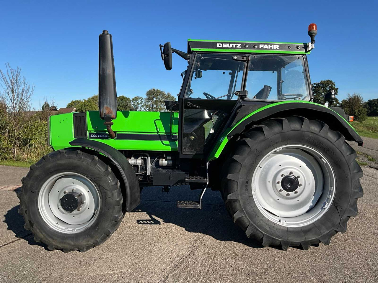Deutz-fahr DX 6.30 - جرار: صورة 5 Deutz-fahr DX 6.30 - جرار: صورة 5