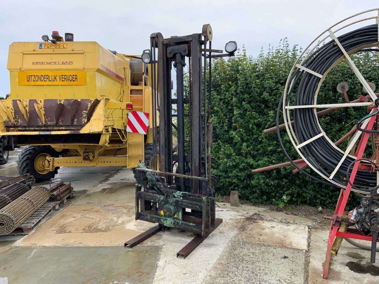 Duplex lifting mast with tilter - مغراف أمامي للجرار: صورة 2 Duplex lifting mast with tilter - مغراف أمامي للجرار: صورة 2
