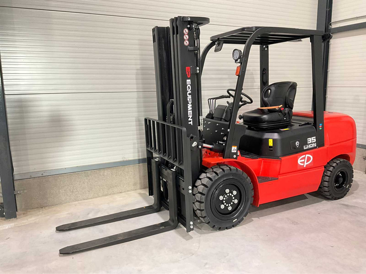 EP - 2025 - EFL 352 LI-ION - FORKLIFT TRUCK - رافعة شوكية: صورة 1 EP - 2025 - EFL 352 LI-ION - FORKLIFT TRUCK - رافعة شوكية: صورة 1