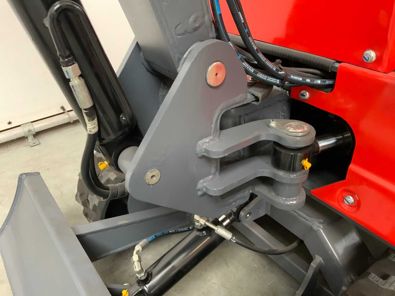 EVERUN - 2025 - ERE10PRO - MINI EXCAVATOR - حفار صغير: صورة 4 EVERUN - 2025 - ERE10PRO - MINI EXCAVATOR - حفار صغير: صورة 4