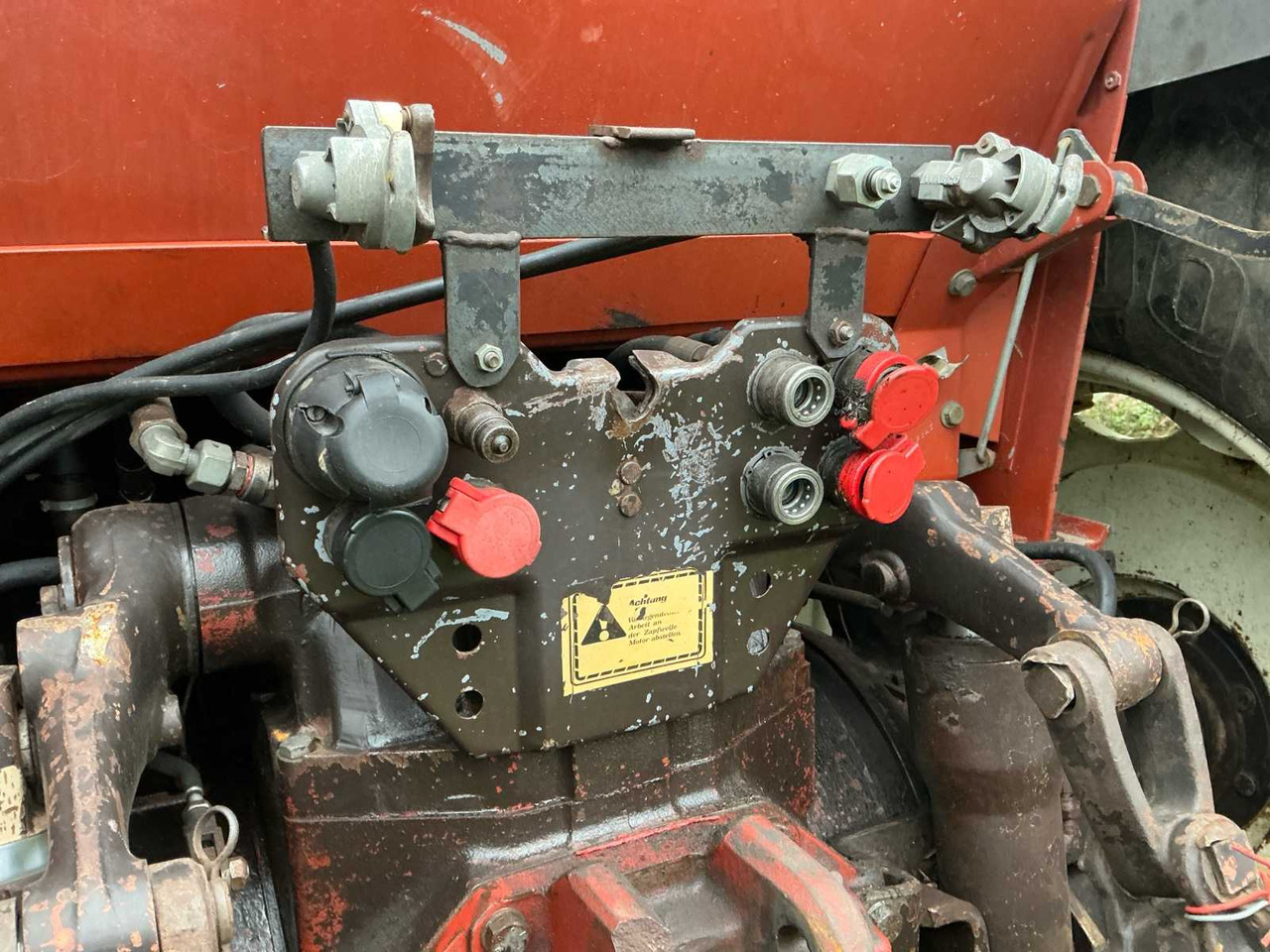 جرار FIAT - 1992 - 160-90 DT - ALL-WHEEL DRIVE FARM TRACTOR: صورة 14 جرار FIAT - 1992 - 160-90 DT - ALL-WHEEL DRIVE FARM TRACTOR: صورة 14