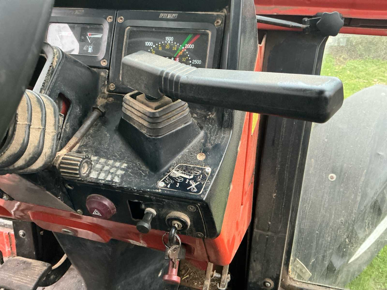 جرار FIAT - 1992 - 160-90 DT - ALL-WHEEL DRIVE FARM TRACTOR: صورة 19 جرار FIAT - 1992 - 160-90 DT - ALL-WHEEL DRIVE FARM TRACTOR: صورة 19