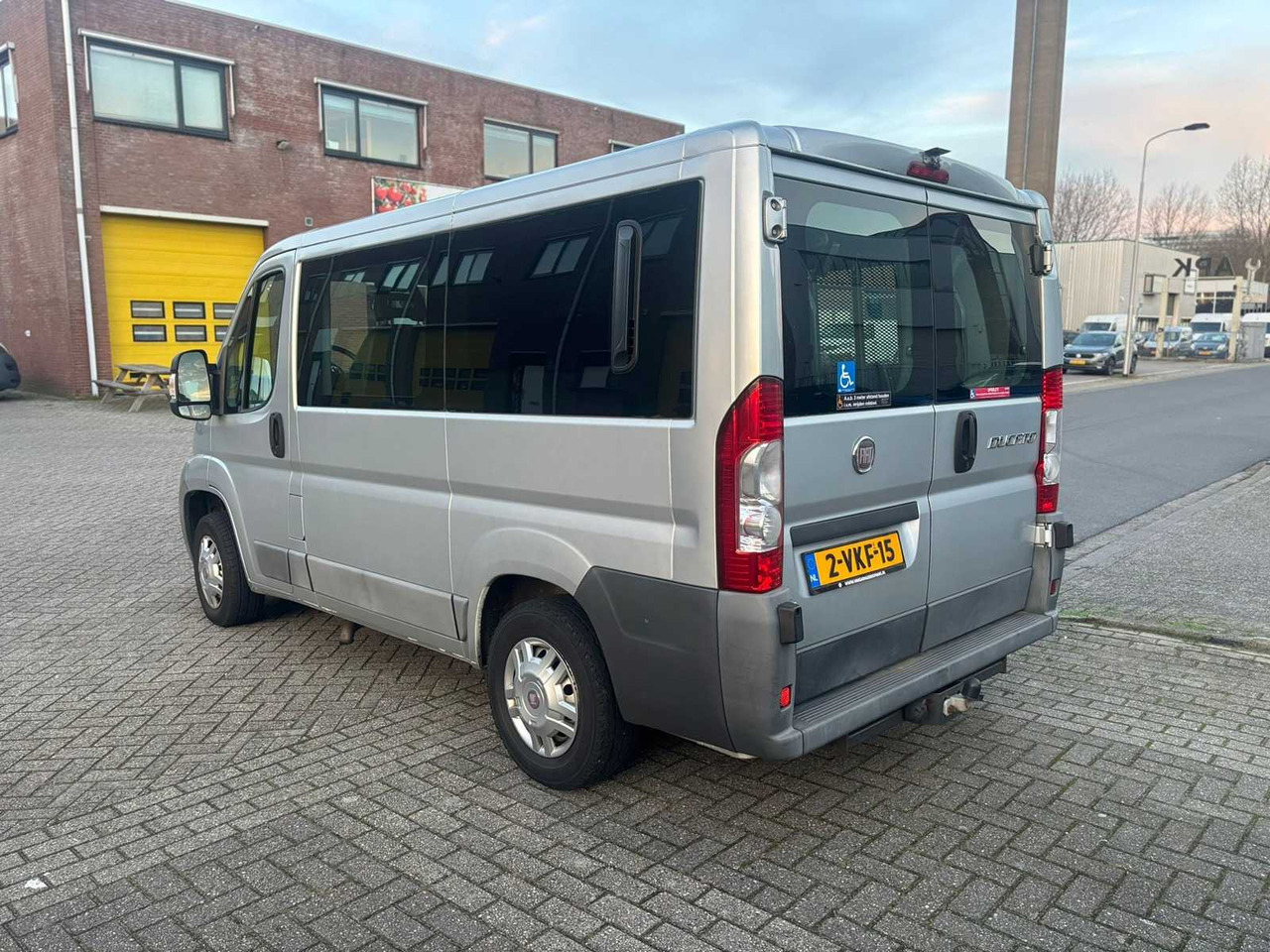FIAT - DUCATO - WHEELCHAIR TRANSPORT - 30 2.2 MJ KH1 DC - COMMERCIAL VEHICLE - شاحنة توصيل مغلقة: صورة 4 FIAT - DUCATO - WHEELCHAIR TRANSPORT - 30 2.2 MJ KH1 DC - COMMERCIAL VEHICLE - شاحنة توصيل مغلقة: صورة 4