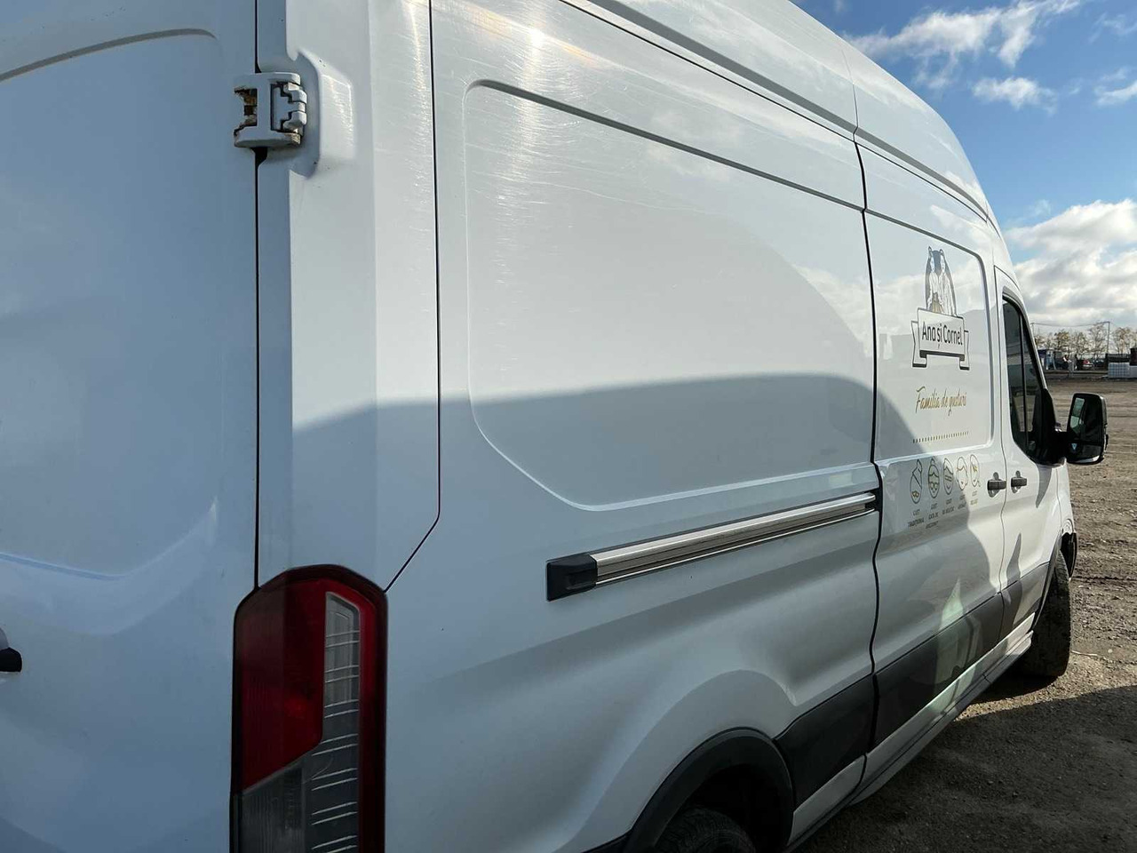 FORD - 2.0 TDCI - TRANSIT - VAN - شاحنة توصيل مغلقة: صورة 5 FORD - 2.0 TDCI - TRANSIT - VAN - شاحنة توصيل مغلقة: صورة 5