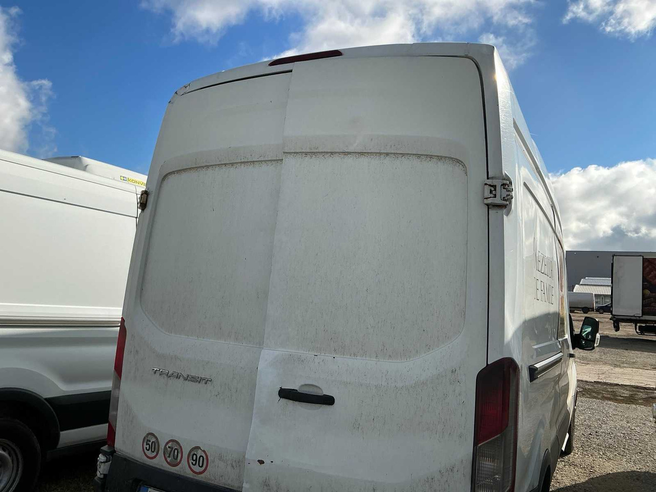 FORD TRANSIT VAN - شاحنة توصيل مغلقة: صورة 4 FORD TRANSIT VAN - شاحنة توصيل مغلقة: صورة 4