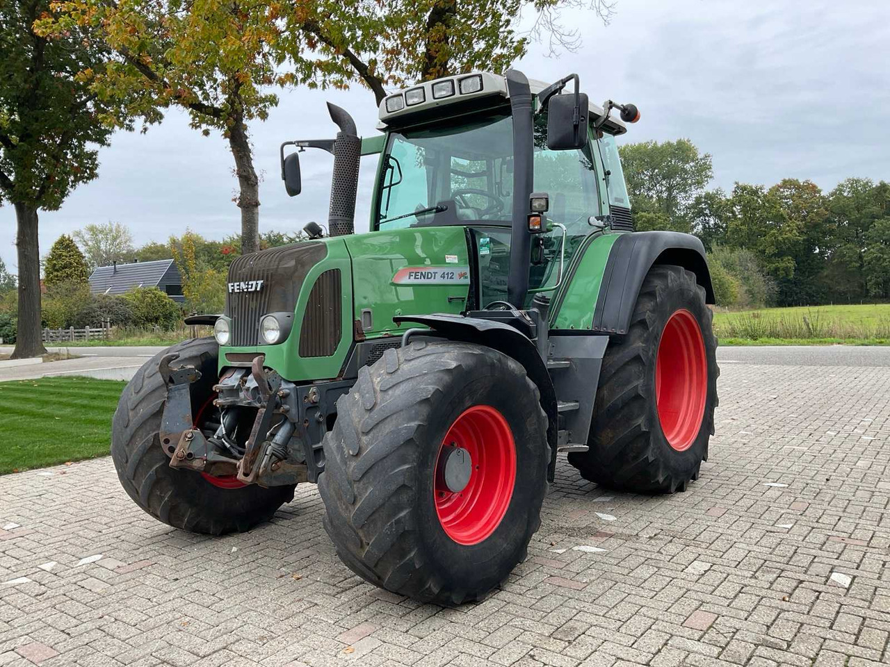 Fendt 412 Vario TMS - جرار: صورة 1 Fendt 412 Vario TMS - جرار: صورة 1