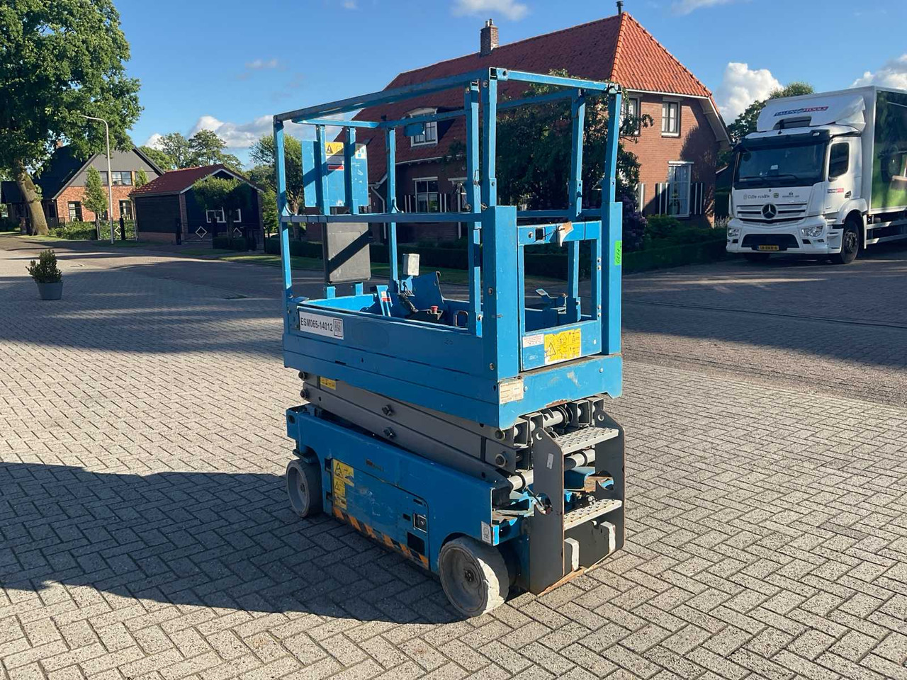 GENIE - 2014 - GS1932 - AERIAL PLATFORM - منصة جومحمولةية: صورة 4 GENIE - 2014 - GS1932 - AERIAL PLATFORM - منصة جومحمولةية: صورة 4