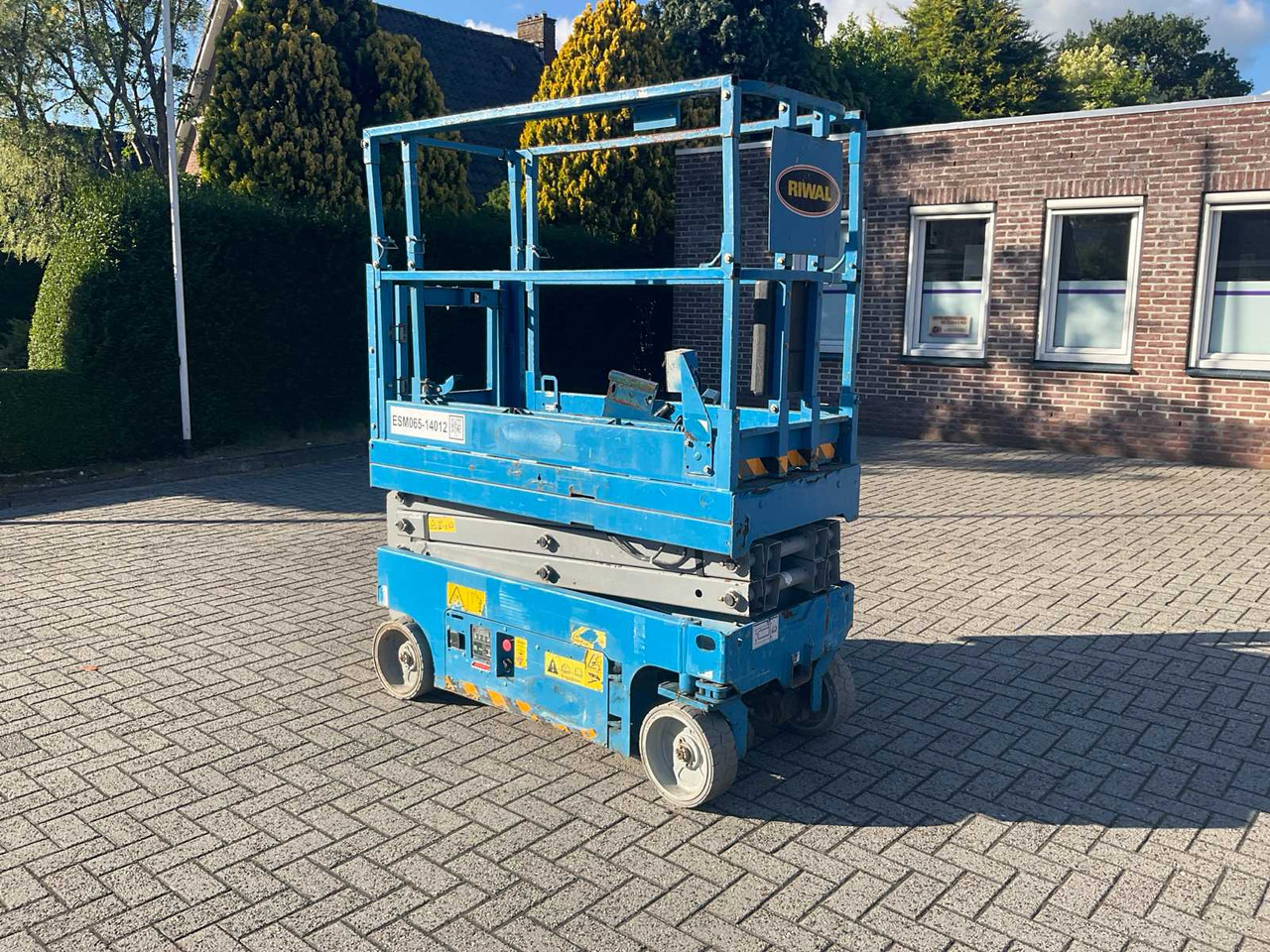 GENIE - 2014 - GS1932 - AERIAL PLATFORM - منصة جومحمولةية: صورة 1 GENIE - 2014 - GS1932 - AERIAL PLATFORM - منصة جومحمولةية: صورة 1