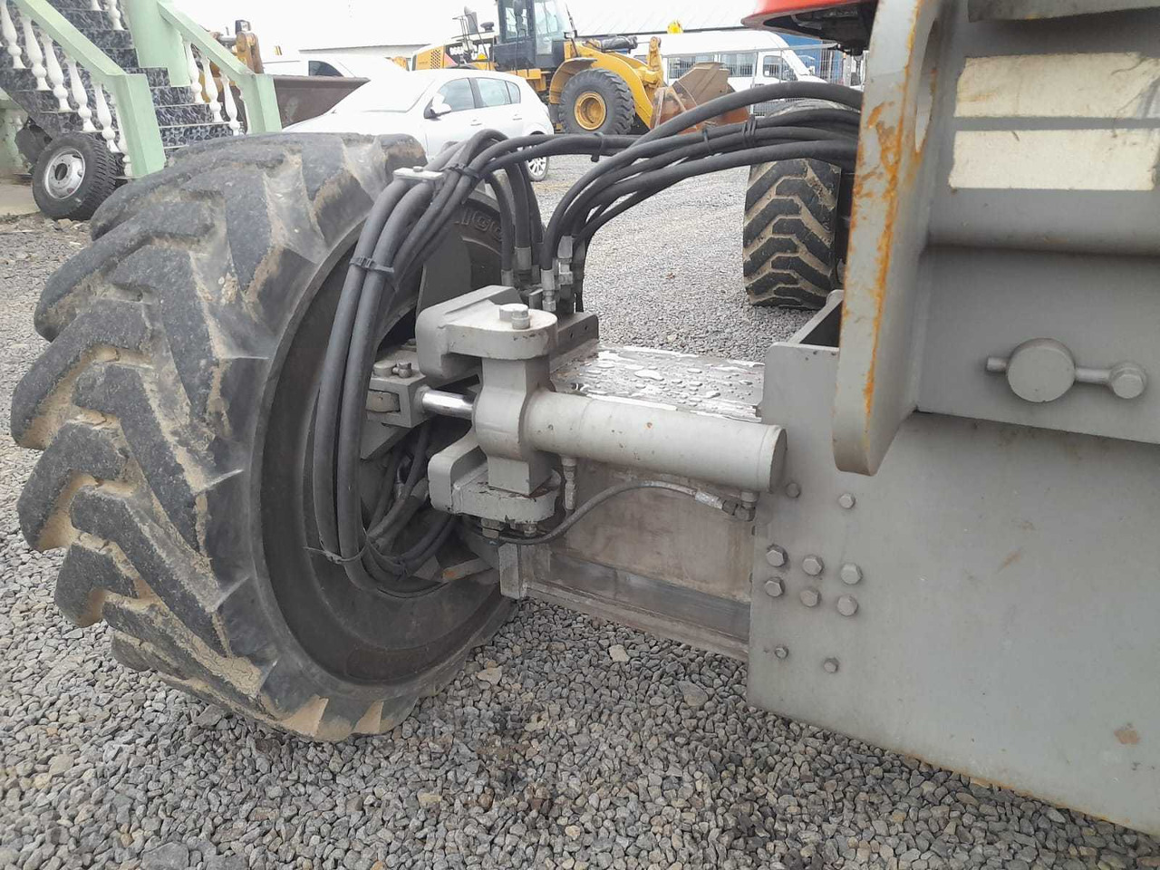 HAULOTTE - H16TPX - AERIAL WORK PLATFORMS - 2008 - منصة جومحمولةية: صورة 4 HAULOTTE - H16TPX - AERIAL WORK PLATFORMS - 2008 - منصة جومحمولةية: صورة 4