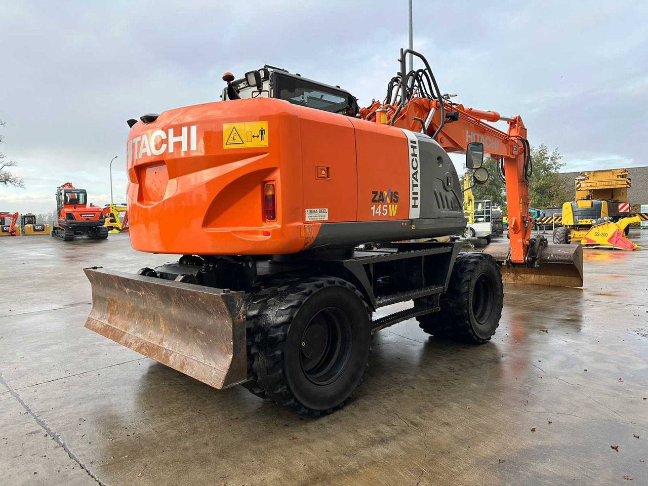 HITACHI - 2012 - ZX145W-3 - WHEELED EXCAVATOR - حفار ذو عجلات: صورة 4 HITACHI - 2012 - ZX145W-3 - WHEELED EXCAVATOR - حفار ذو عجلات: صورة 4