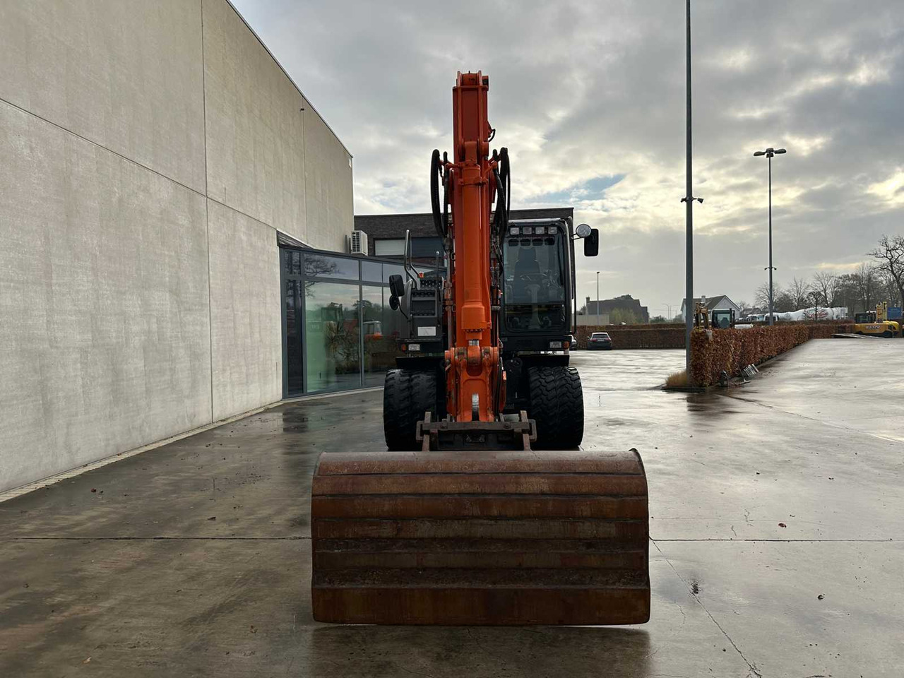 HITACHI - 2012 - ZX145W-3 - WHEELED EXCAVATOR - حفار ذو عجلات: صورة 2 HITACHI - 2012 - ZX145W-3 - WHEELED EXCAVATOR - حفار ذو عجلات: صورة 2