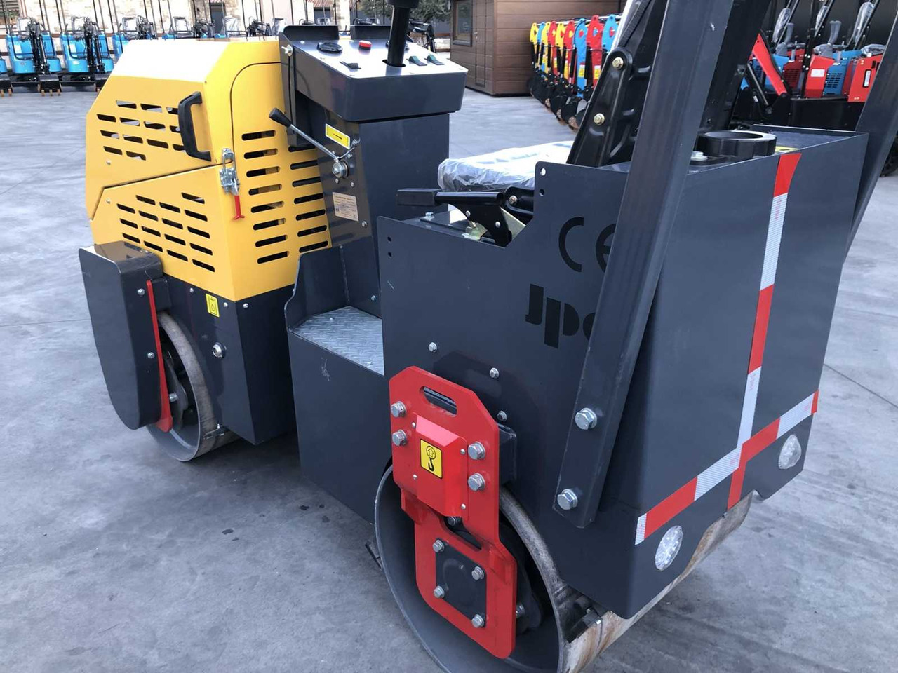 HT1000 Vibratory Roller - ضاغطة التربة: صورة 5 HT1000 Vibratory Roller - ضاغطة التربة: صورة 5