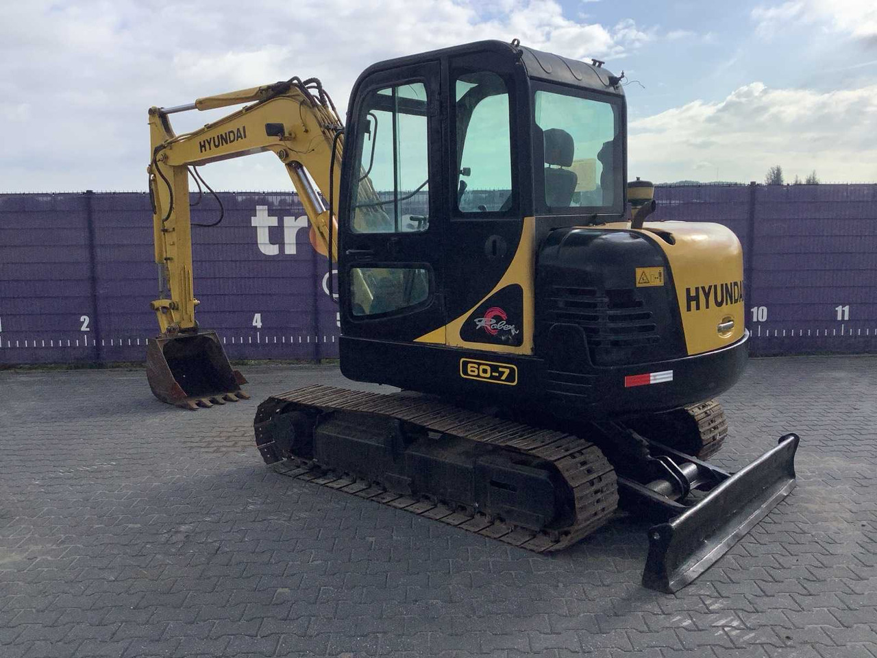 Hyundai R60-7 - حفار صغير: صورة 4 Hyundai R60-7 - حفار صغير: صورة 4