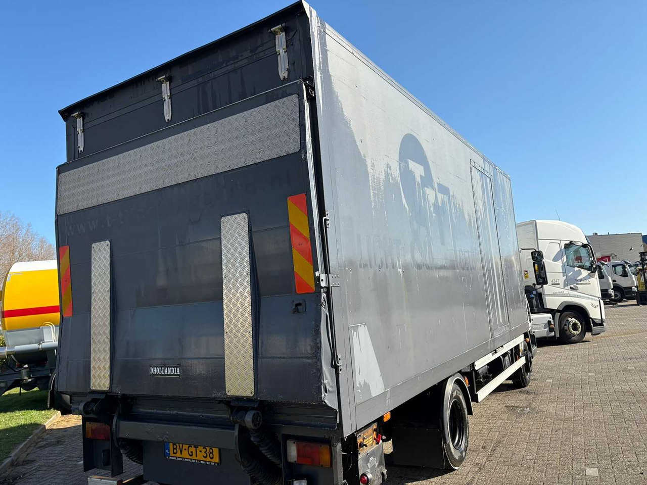 IVECO - EUROCARGO 80E18 - TRUCK - شاحنة: صورة 4 IVECO - EUROCARGO 80E18 - TRUCK - شاحنة: صورة 4