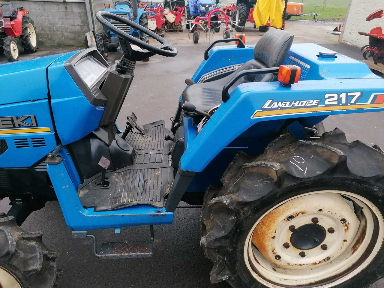 Iseki TU217F - جرار صغير: صورة 5 Iseki TU217F - جرار صغير: صورة 5