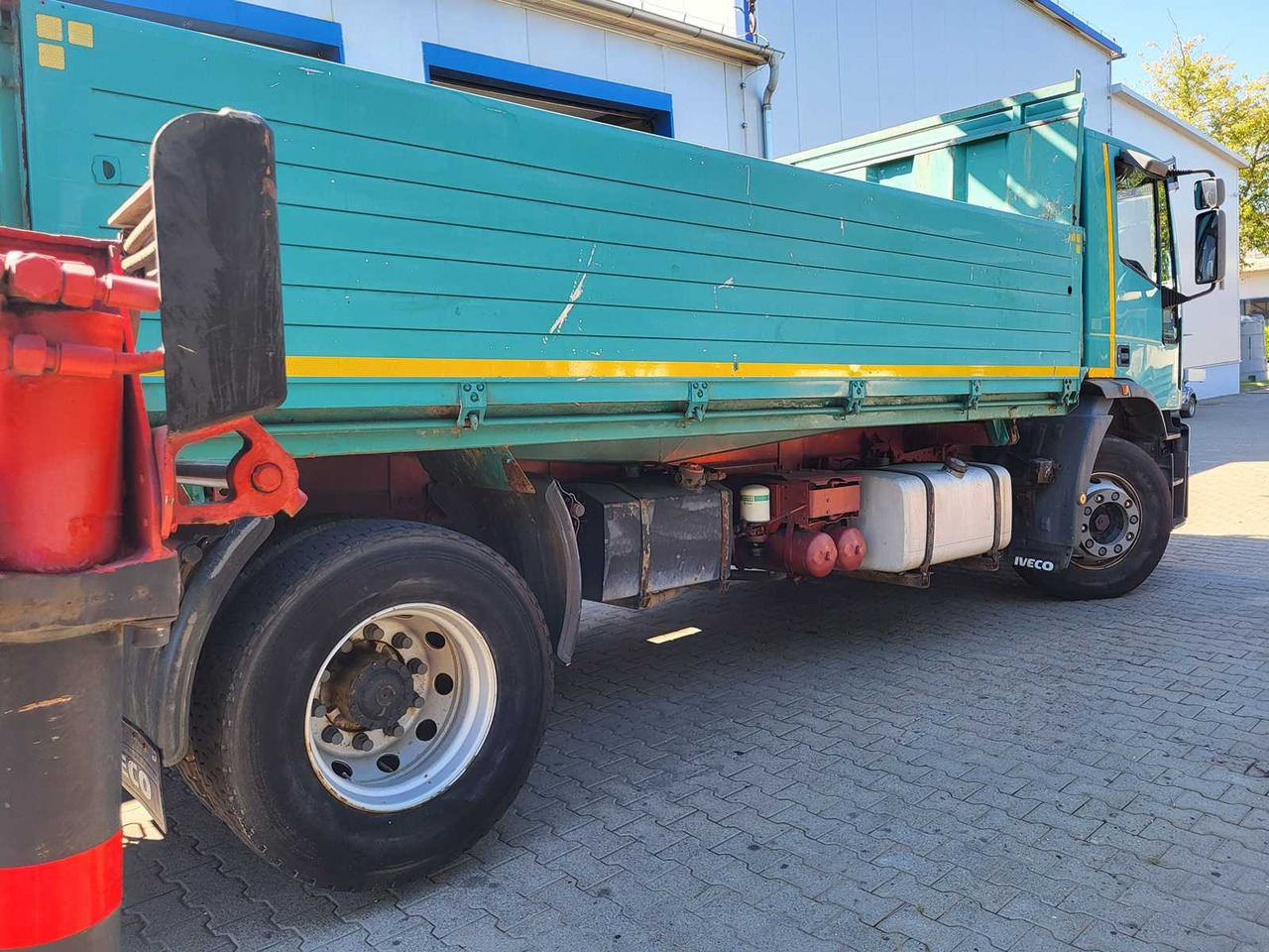 Iveco / Palfinger IVECO / PALFINGER - EUROTECH 180/PK13000 - A DUMPER TRUCK WITH HDS - 1996 - شاحنة قلاب التعدين: صورة 4 Iveco / Palfinger IVECO / PALFINGER - EUROTECH 180/PK13000 - A DUMPER TRUCK WITH HDS - 1996 - شاحنة قلاب التعدين: صورة 4