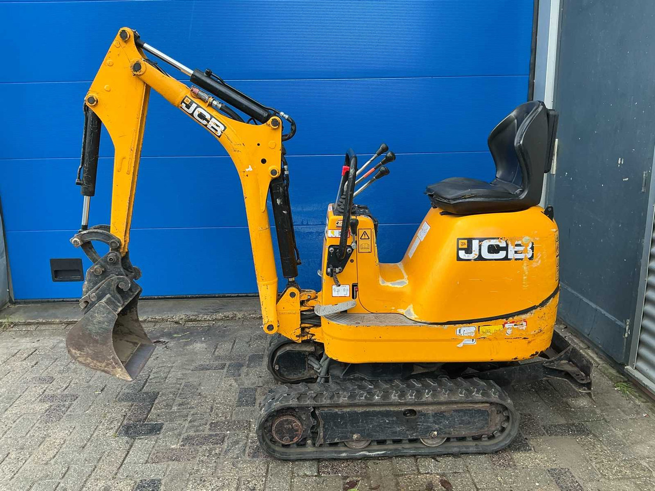 JCB 8008 - حفار صغير: صورة 3 JCB 8008 - حفار صغير: صورة 3
