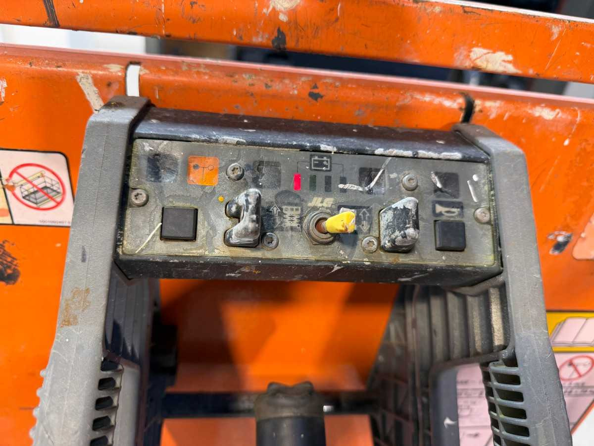 منصة جومحمولةية JLG - 2013 - 1930ES - AERIAL PLATFORM: صورة 16