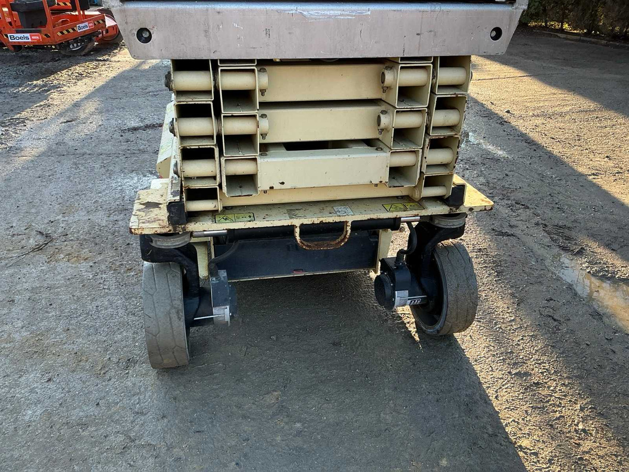 منصة جومحمولةية JLG - 3246ES - AERIAL WORK PLATFORMS - 2011 (ESN11811014): صورة 6