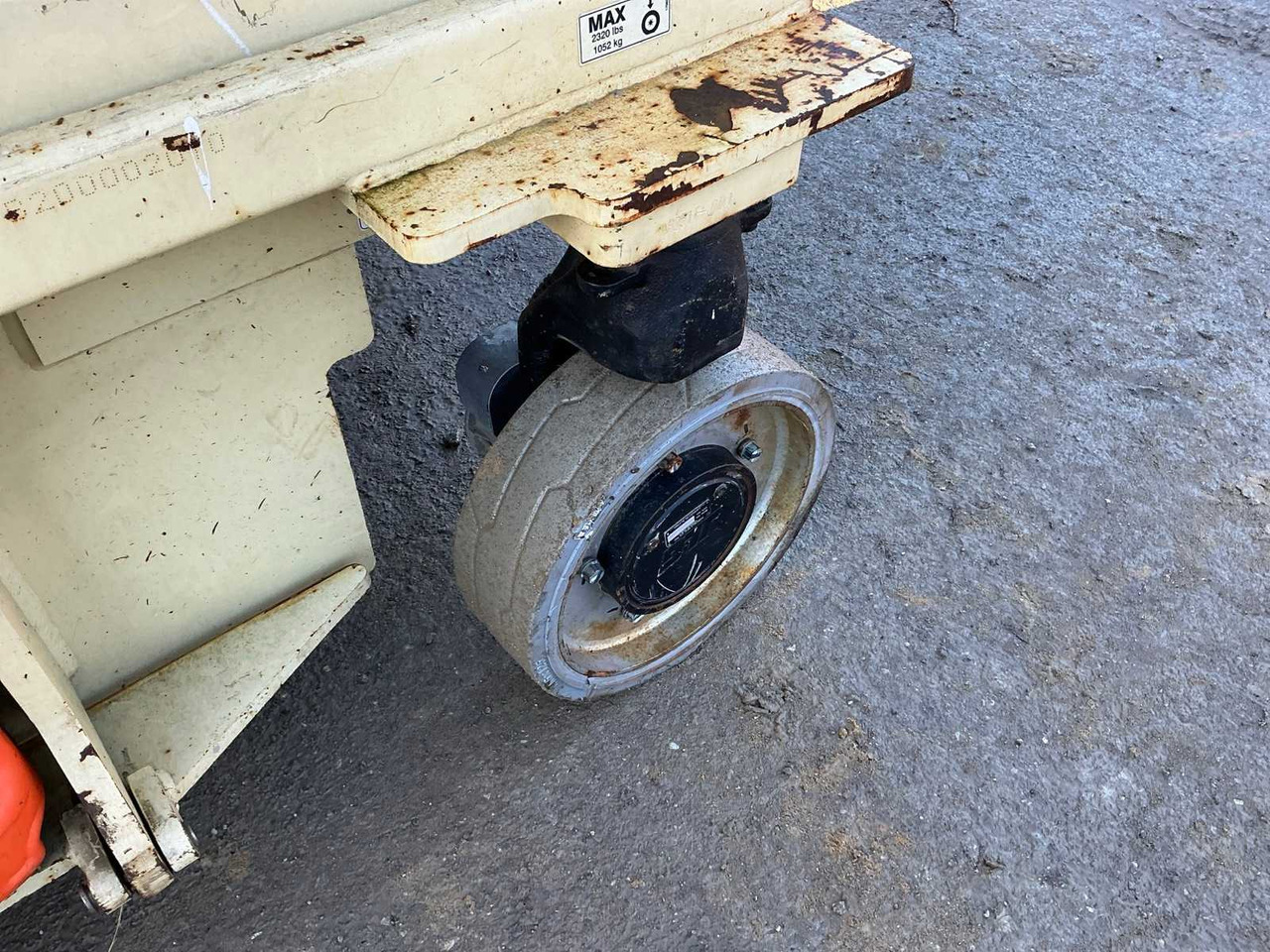 منصة جومحمولةية JLG - 3246ES - AERIAL WORK PLATFORMS - 2011 (ESN11811014): صورة 10