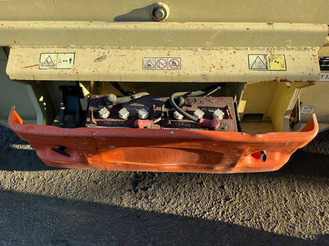 منصة جومحمولةية JLG - 3246ES - AERIAL WORK PLATFORMS - 2011 (ESN11811014): صورة 13