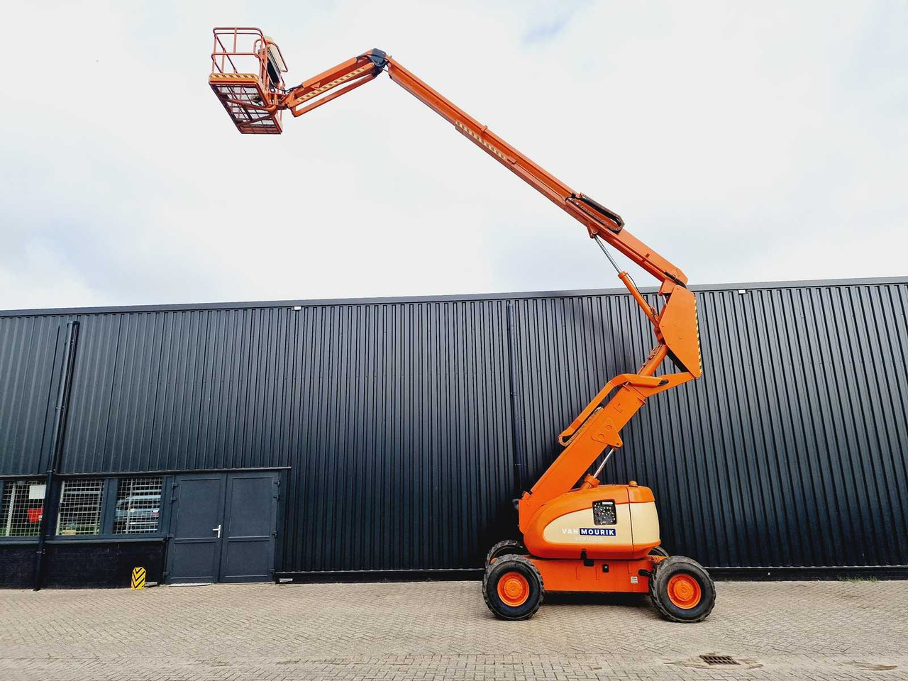 JLG 600 AJ - منصة جومحمولةية: صورة 4 JLG 600 AJ - منصة جومحمولةية: صورة 4