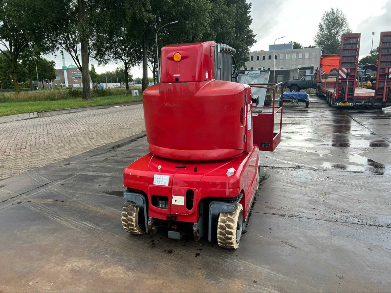 JLG Toucan 1210 - منصة جومحمولةية: صورة 4 JLG Toucan 1210 - منصة جومحمولةية: صورة 4