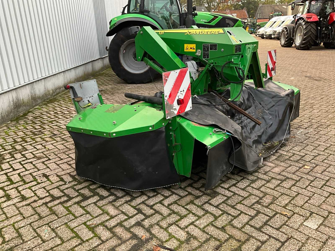 John Deere 131 - التقطيع جزازة/ ماكينات قطع الحشائش: صورة 4 John Deere 131 - التقطيع جزازة/ ماكينات قطع الحشائش: صورة 4