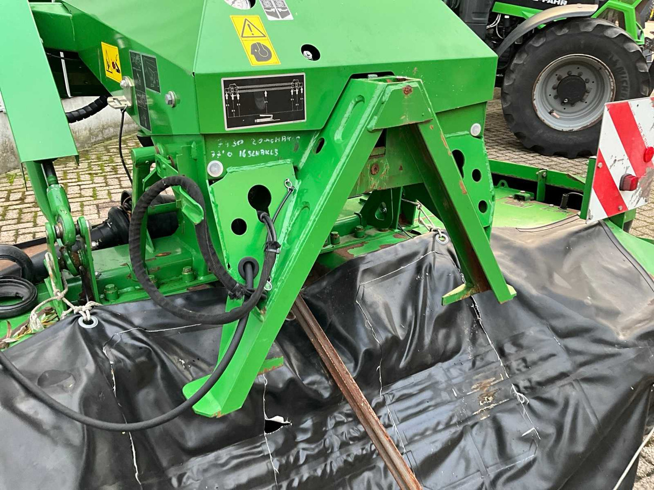 John Deere 131 - التقطيع جزازة/ ماكينات قطع الحشائش: صورة 5 John Deere 131 - التقطيع جزازة/ ماكينات قطع الحشائش: صورة 5